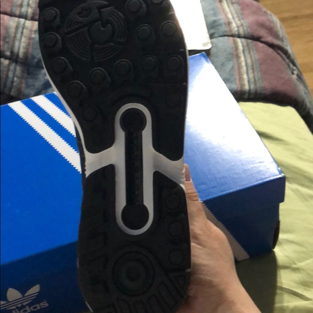 Deadstock Adidas Men’s ZX FLUX - Picture 3 of 6